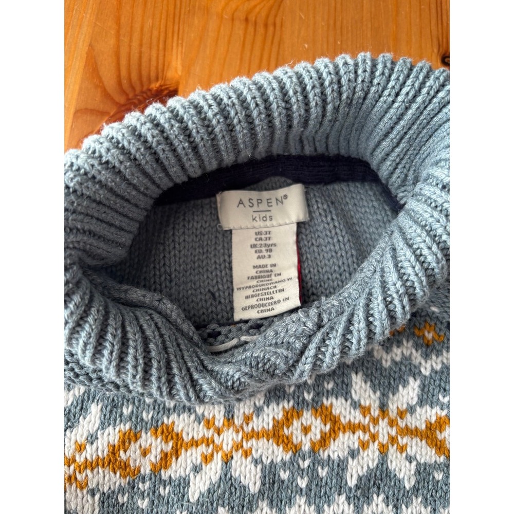 Boys' ASPEN Kids Holiday Snowflake Sweater Size 3T - Picture 3 of 3
